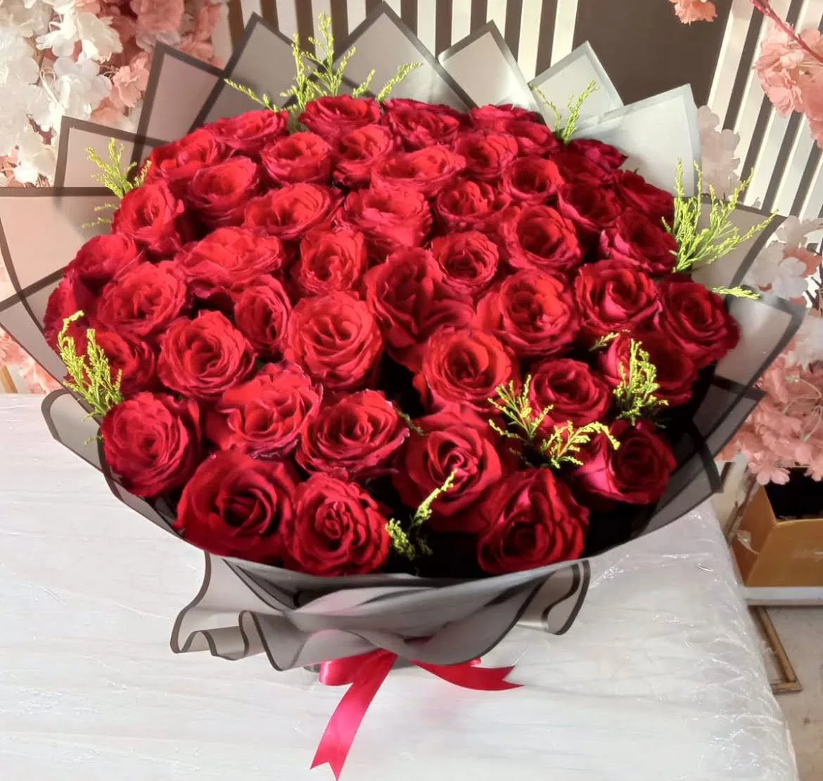 Zahrat Saba Lil Ward Wal Hadaya — 2